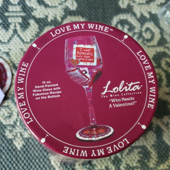 BNIB Lolita "Who Needs A Valentine" Wine Glass - Picture 2 of 8